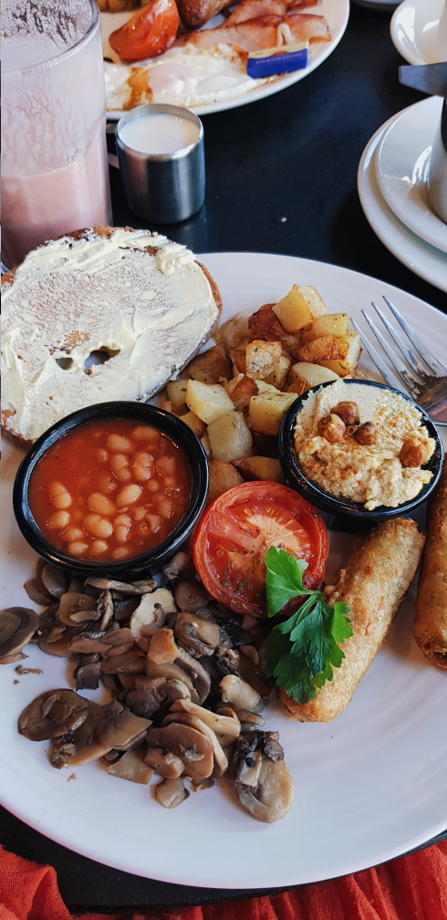 Vegan breakfast from Alpine Coffe House Review, Betws-y-coed, Snowdonia, North Wales. Vegetarian and vegan friendly in Snowdonia. dog-friendly. cafe with a conscience. Eco-friendly, plam-oil free