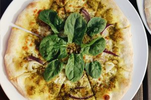 Glaslyn Beddgelert vegetarian pizza, Snowdonia